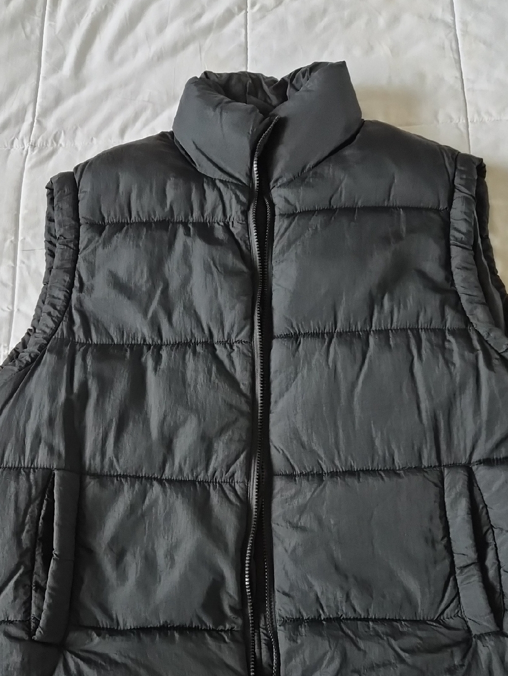 Quilted Puffer Vest in Black